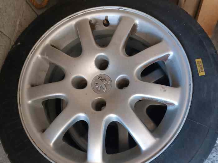 Pirelli n3 15 pouces avec jantes