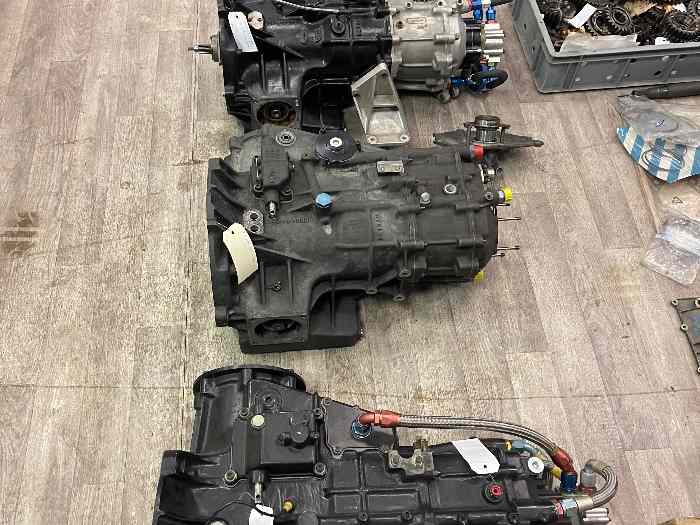 A vendre Boîte de vitesse révisés XTRAC et Ponts révisés ZX GRAND RAID 4