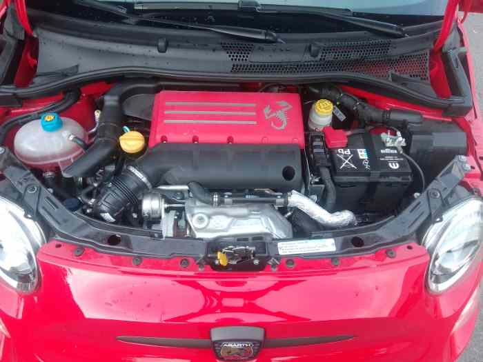 Abarth 500 ii (2) c 595 1.4 turbo 16v t-jet 180 competizione bva 2