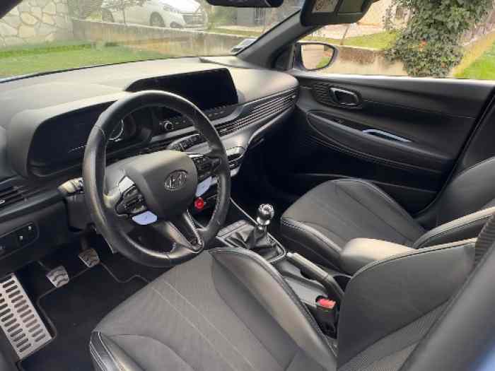 Hyundai i20N contre Fiesta R2J 1