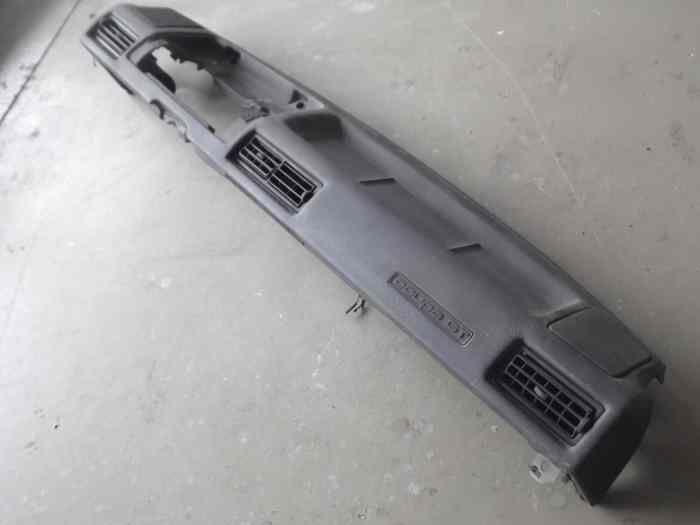 TABLEAU DE BORD AUDI COUPE GT 2