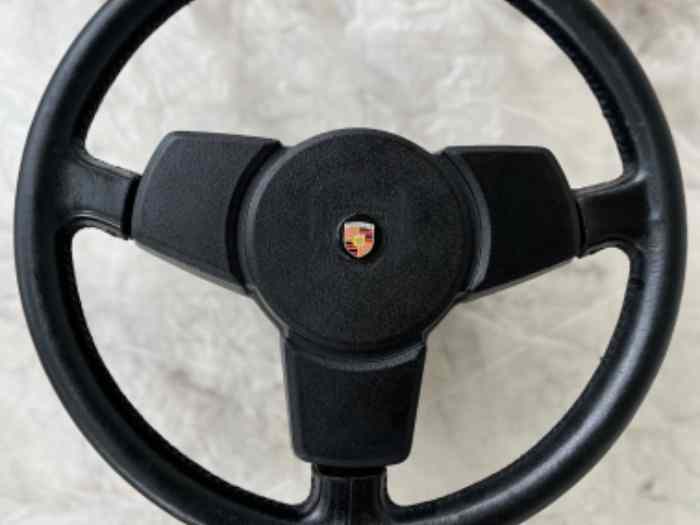 Volant cuir Porsche 911 SC très bel état 0