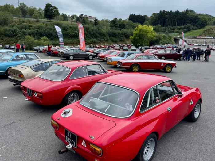 Vend Alfa Giulia Bertone 1750 evo gtam 1