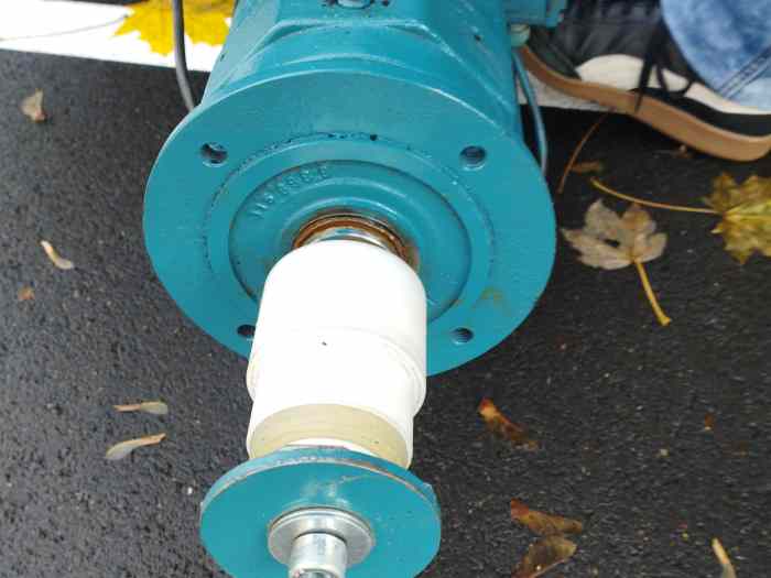 Machine a râper les pneus 1