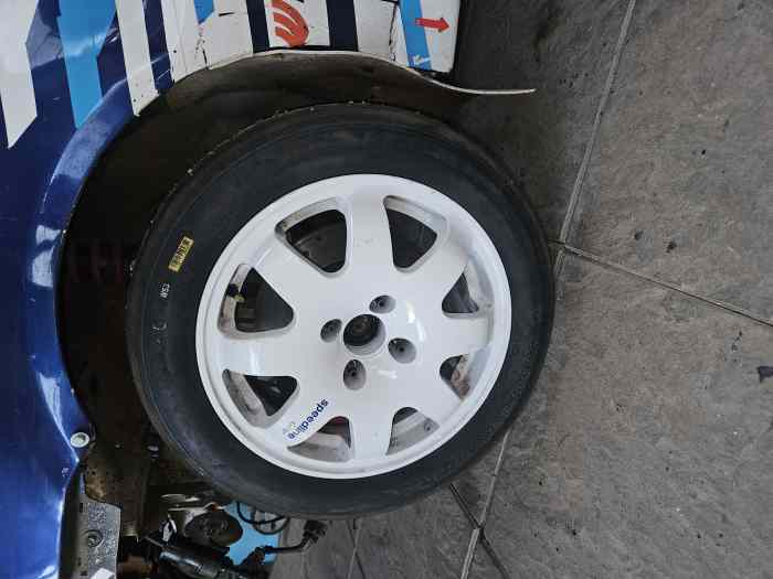 Jantes speedline type clio groupe en 15 pouces
