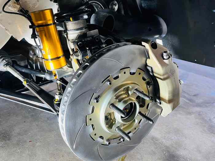 PRÉ -VENTE 208 RC4 5