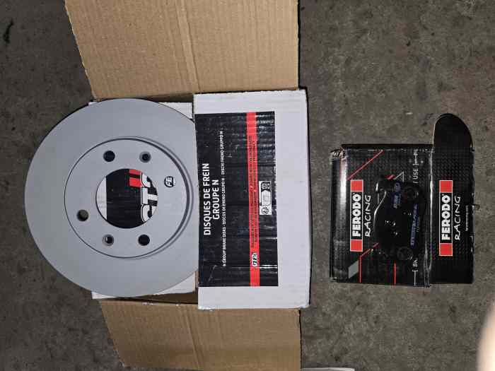 Kit freins arrière saxo VTS / 106 s16 247x8mm