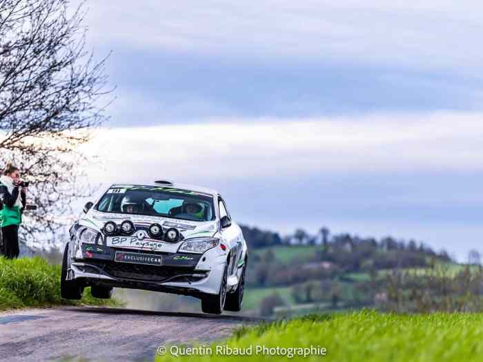 MEGANE N4
