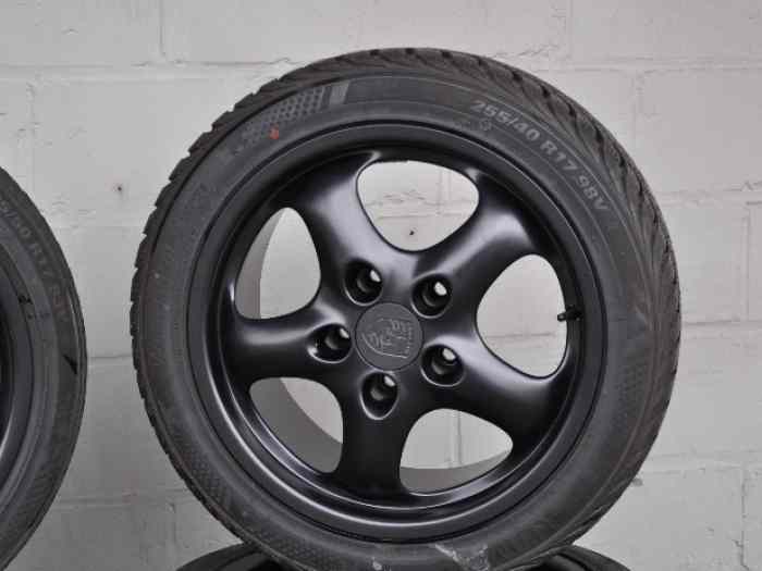 À vendre jantes Porsche modèle cup 1