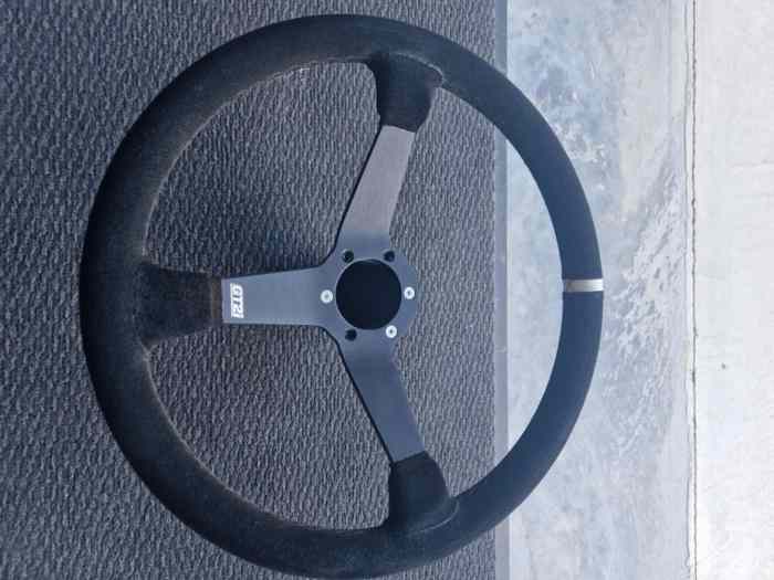 Vends Volant GT2I