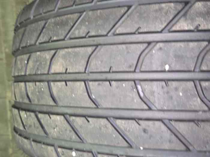 Pneus pluie Hankook 1