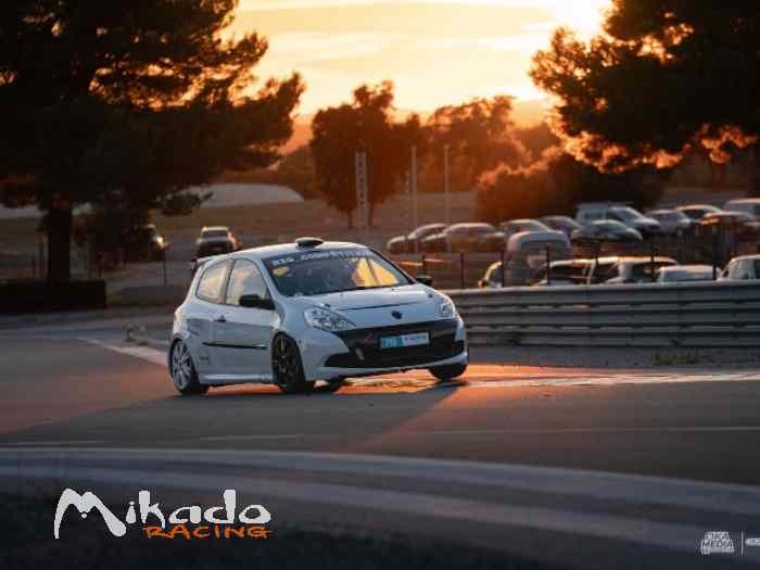 Clio 3 Cup x85