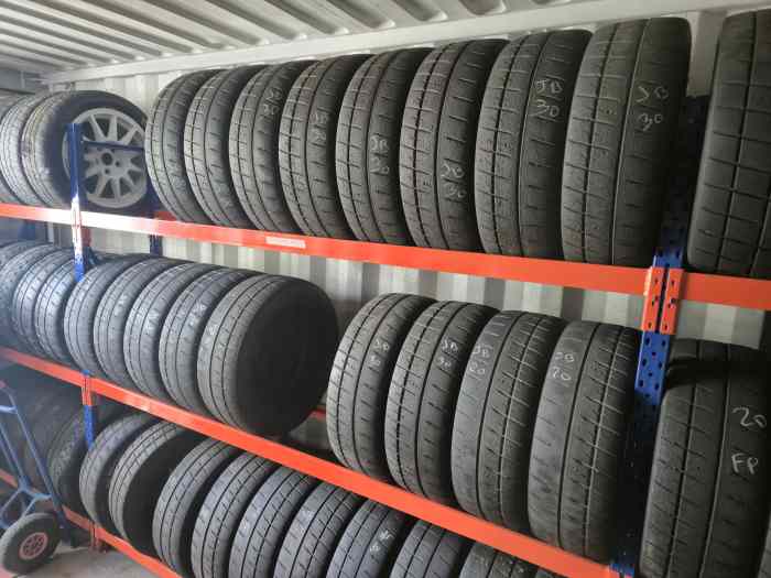 Pneus Michelin 17