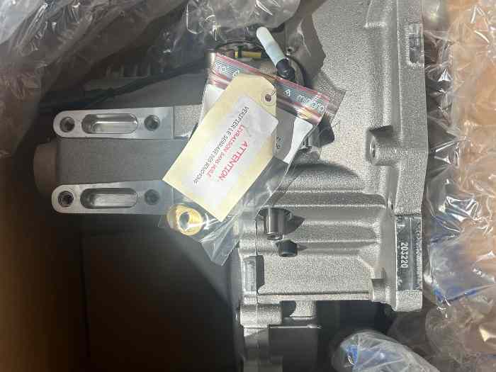 Boîte 208 R2 neuve couple médium 0