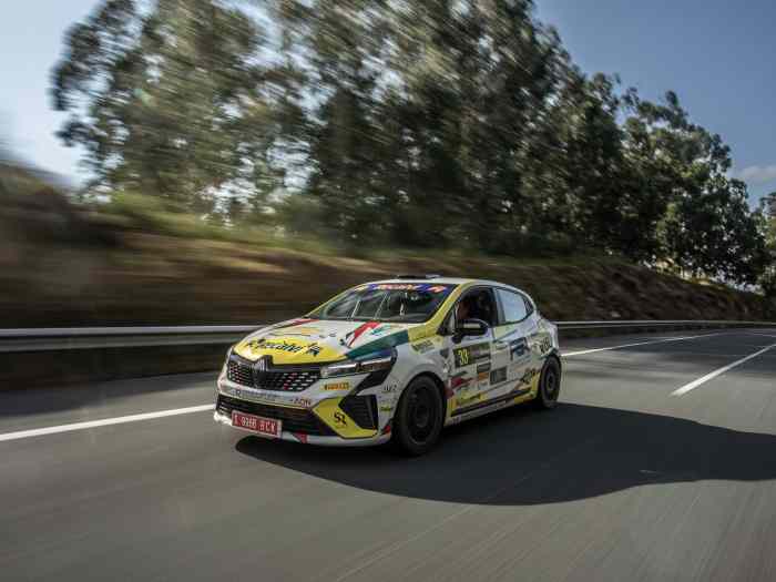 Renault Clio Rally5 3