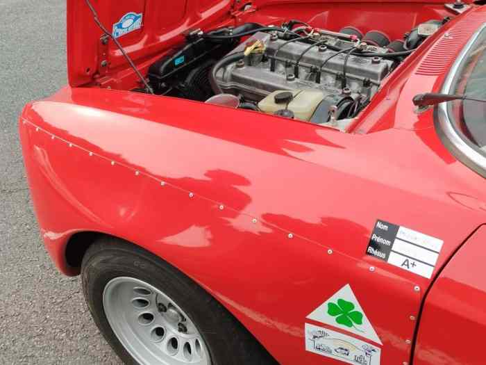 Vend Alfa Giulia Bertone 1750 evo gtam 2