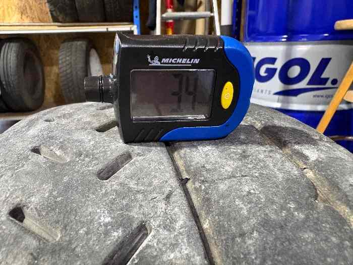 4 Michelin 21 15 pouce 3