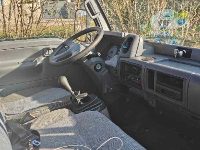 Nissan Cabstar DEPANNEUSE (Plateau carte grise) 2