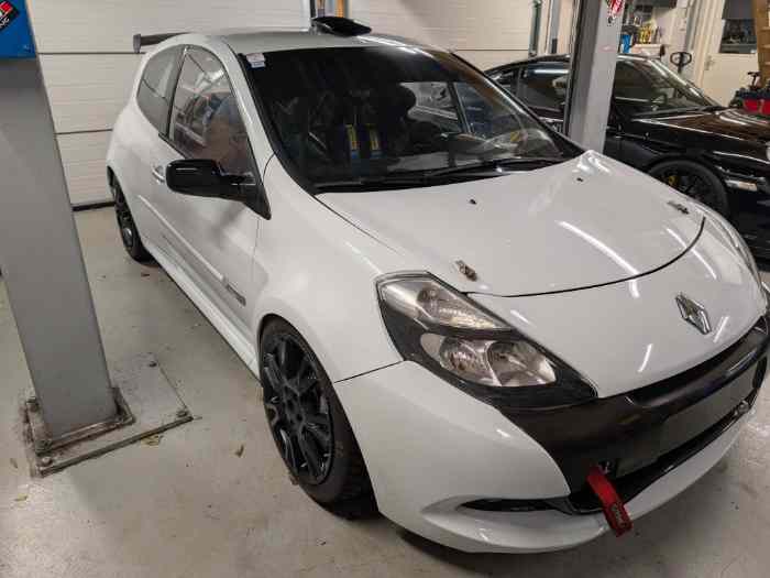 Clio 3 Cup 1