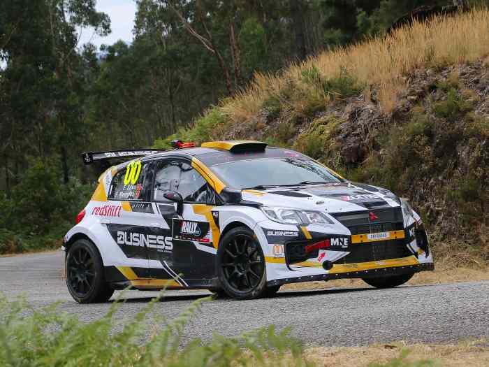 Mitsubishi Mirage Proto 1