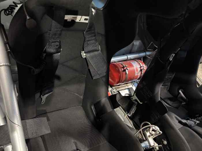 2 baquets gt2i pro-m 1