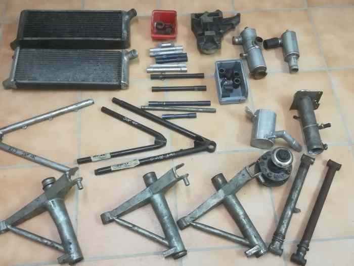 Lot de pièces Ralt RT3 à RT35 0