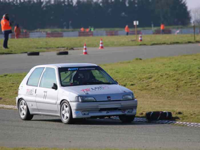 106 xsi F2000 1