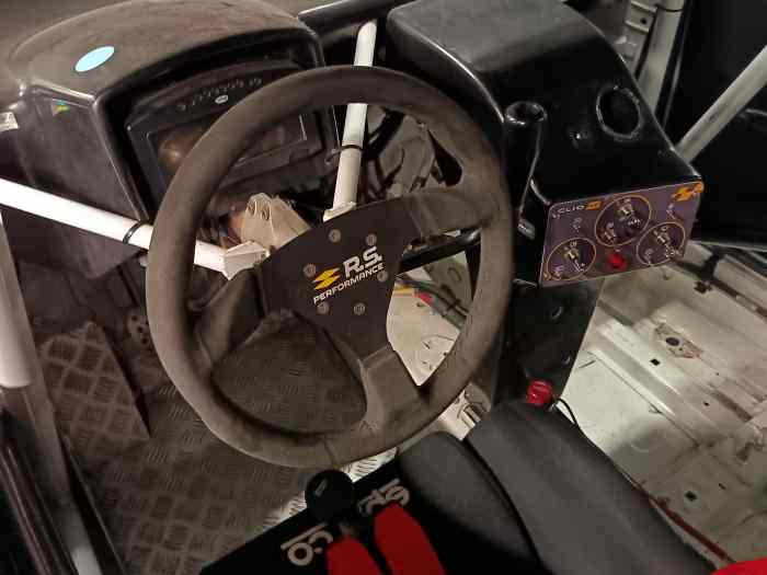 Clio 3 cup x85 1