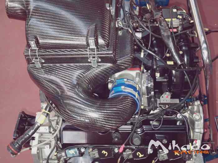 Vend Nissan moteur V8 ( 5.6lit ) 460hp complet...+ lot de pièces Ligier P320 en super état ( accessoires carrosseries, cardans, embrayages, disques de freins ....) 1