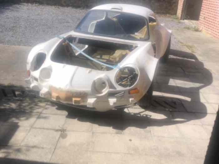 Av coque carbone Alpine A110 gr 4 avec plancher et ouvrants 0