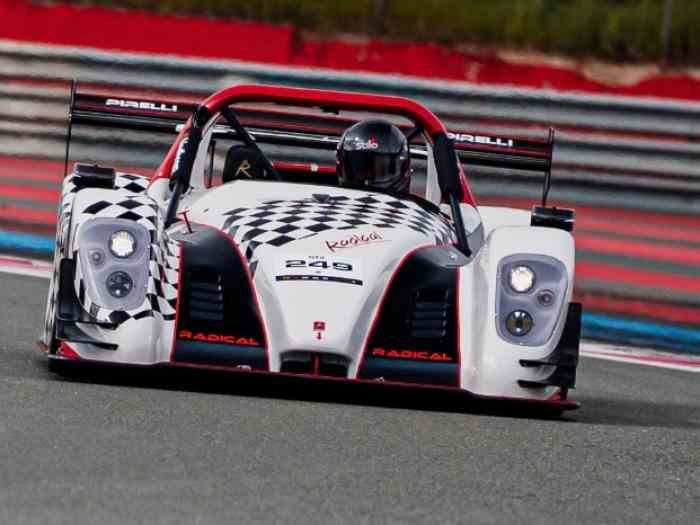 Radical Sr8 1