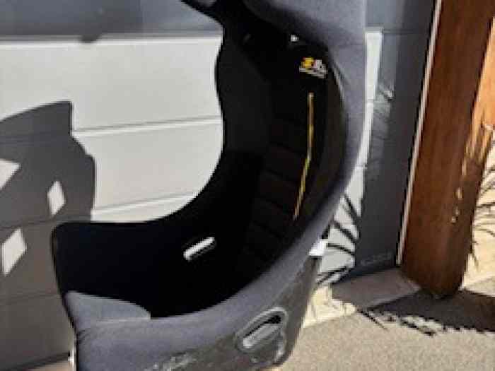 Baquet SABELT TAURUS Taille M 2