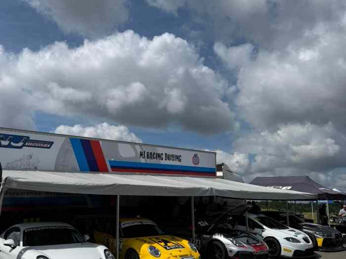 Semie remorque transport 6 véhicules + structure auvent 4