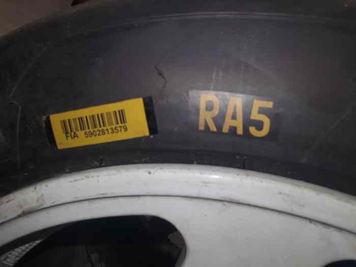 Pirelli RA5 195/50/16 3
