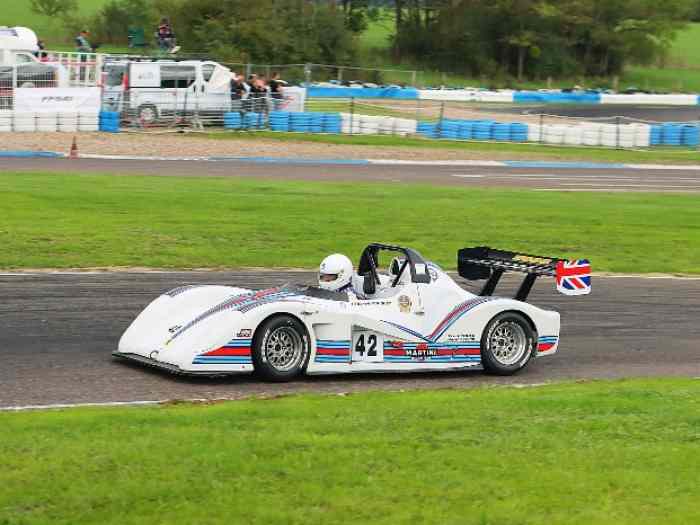 Radical Sr4 1
