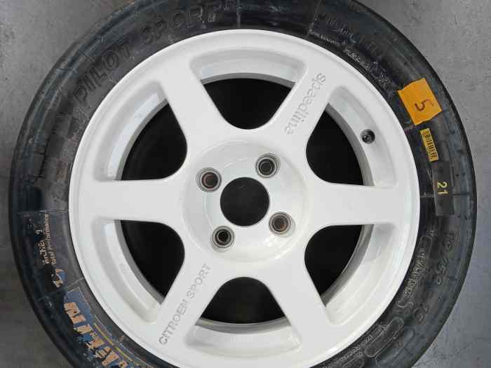 2 Michelin R21 en 19/58-15 avec 50% d’usure 0