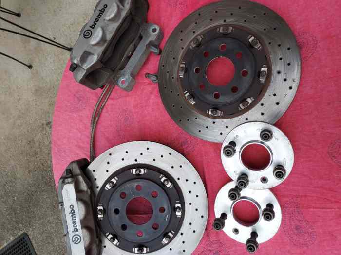 DISQUES DE FREIN ET ETRIERS 0