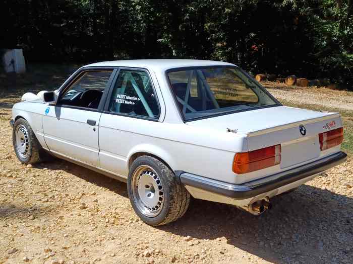 Bmw 325i maxi groupe A 1