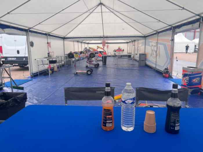 Vend structure Linea tende 12X6 mètres...