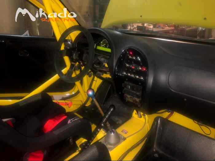 Saxo a6 180ch caisse 155km /moteur 0km 2