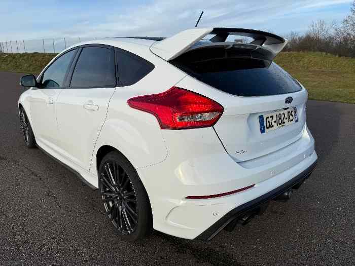 Ford Focus RS 2.3 350ch ÉTAT NEUF Seulement 16 000 kms !! 3
