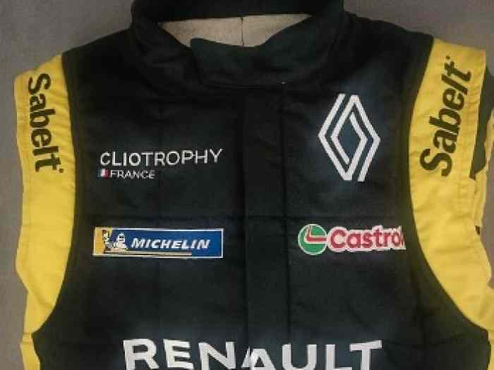 Recherche combinaison Clio Trophy T56