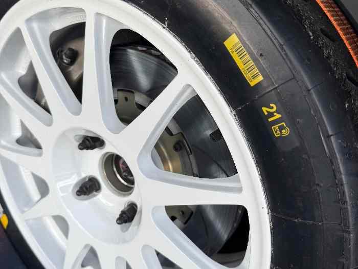 MICHELIN NEUF 19-63/17