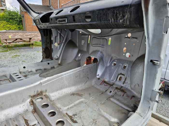 Caisse ford escort mk1 1