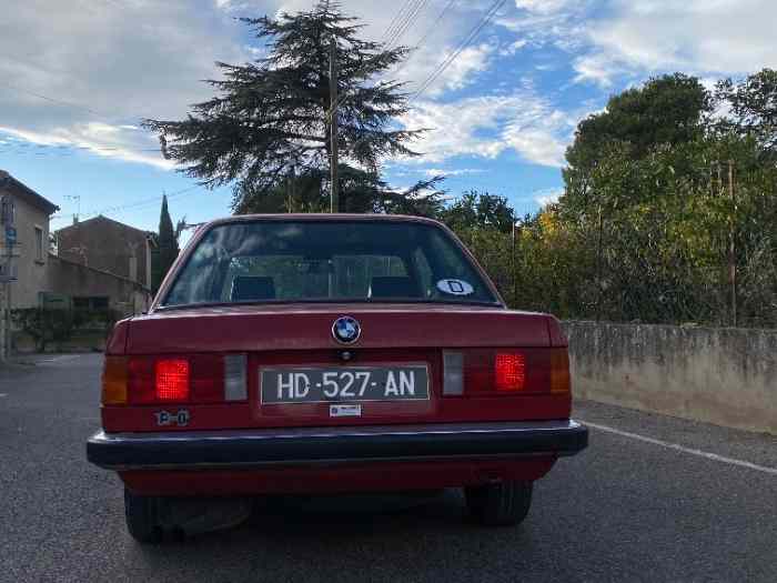 BMW - 325e e30 3