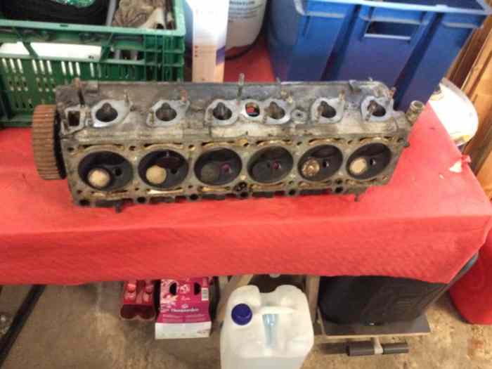 Moteur bmw 323i 6 cylindres 1