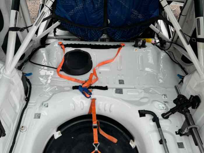 208 r2 avec carte grise 3