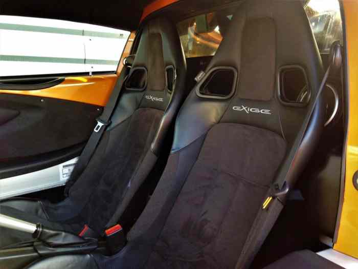 SIEGES BAQUETS LOTUS CUP 260 MY10