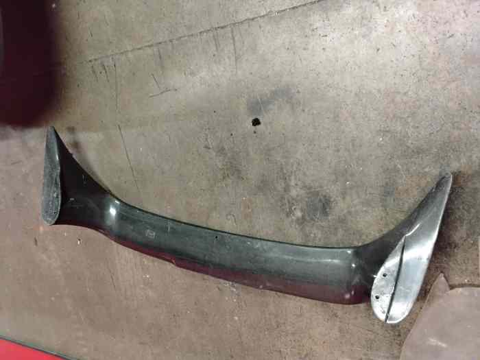 Aileron arriere de hayon arriere full carbone BMW E36 COMPACT 1