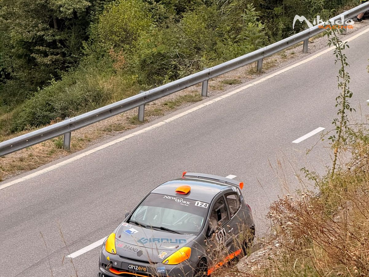 Renault Clio 3 Cup EVO – photo 4 sur 6